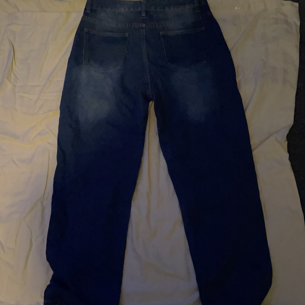 Jeans - Picture 2 of 2